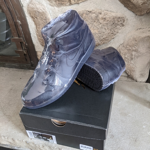 Jordan 1 mid triple black - Picture 5 of 6